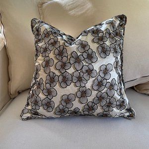 Missoni HomeTaiwan print pillow covers